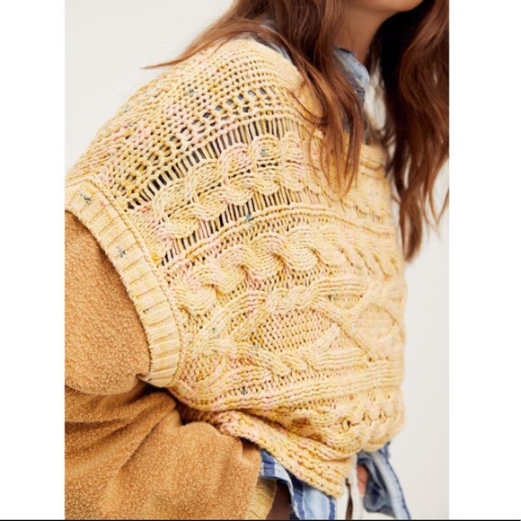 NWT Free People Honey Cable Pullover / Honeycomb - Picture 2 of 10
